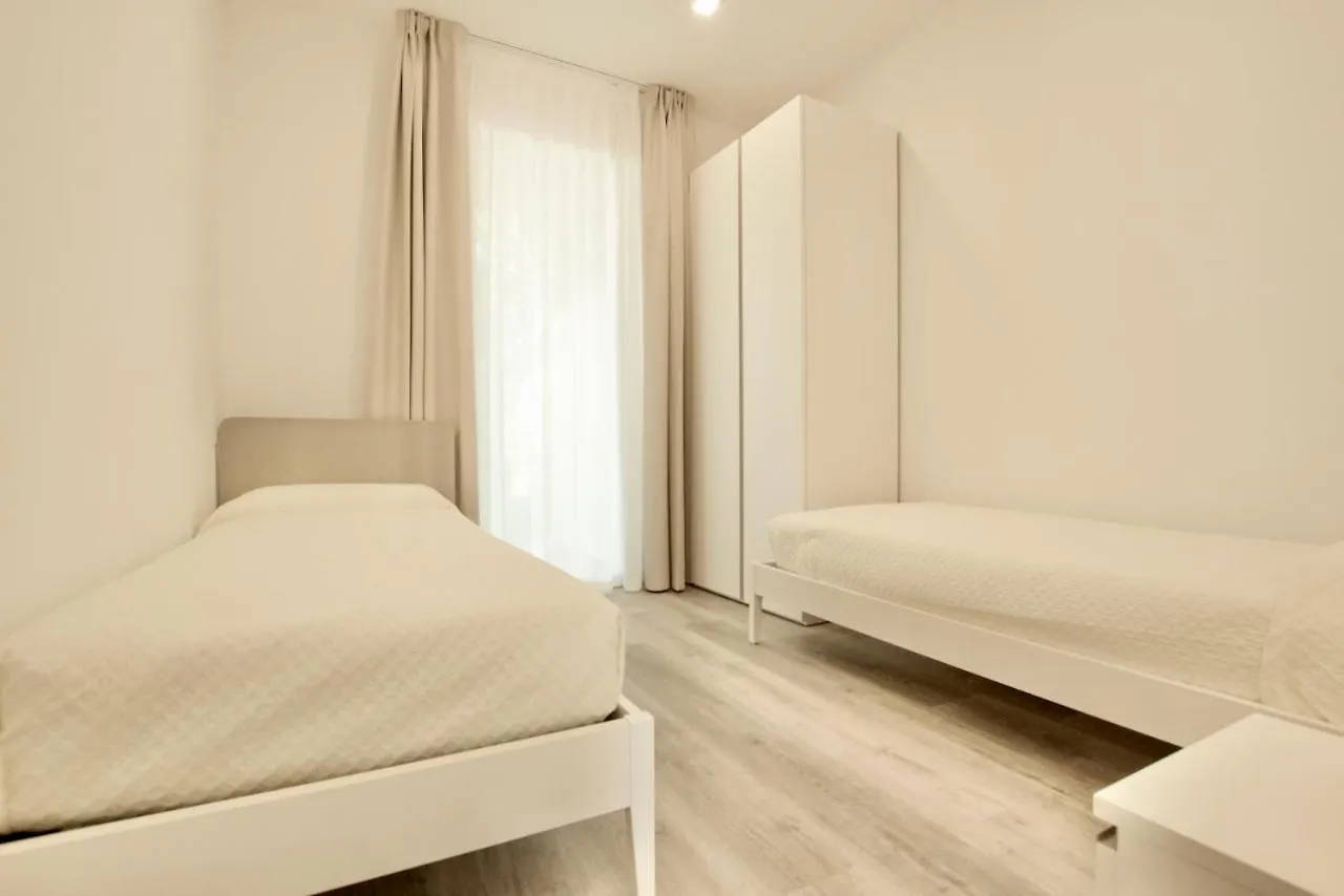 Wave Island - Home Immobiliare Lido di Jesolo 0*,
